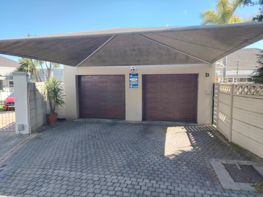 To Let 1 Bedroom Property for Rent in Clamhall Western Cape